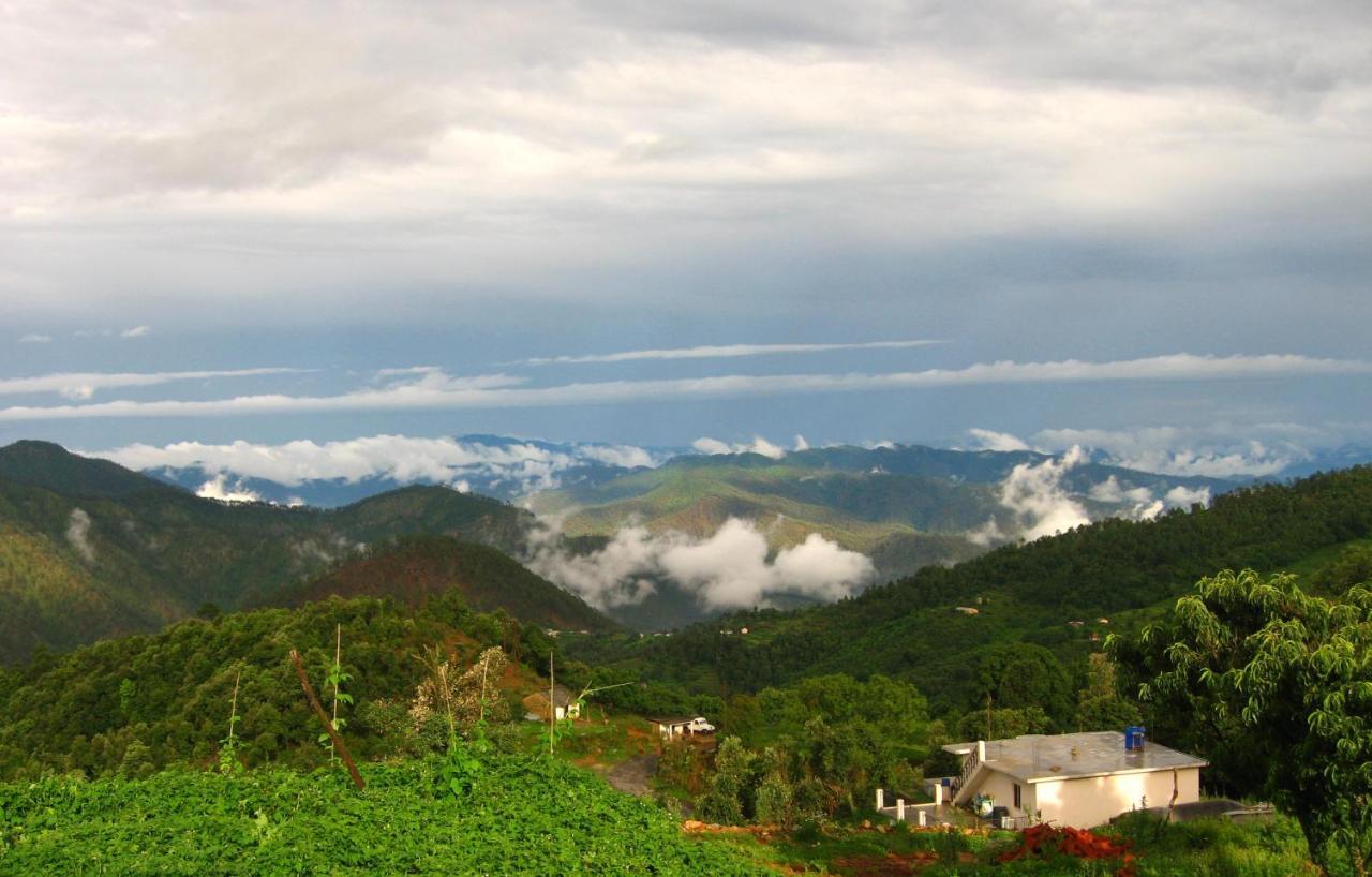 Dunagiri Retreat Dwarahat Luaran gambar