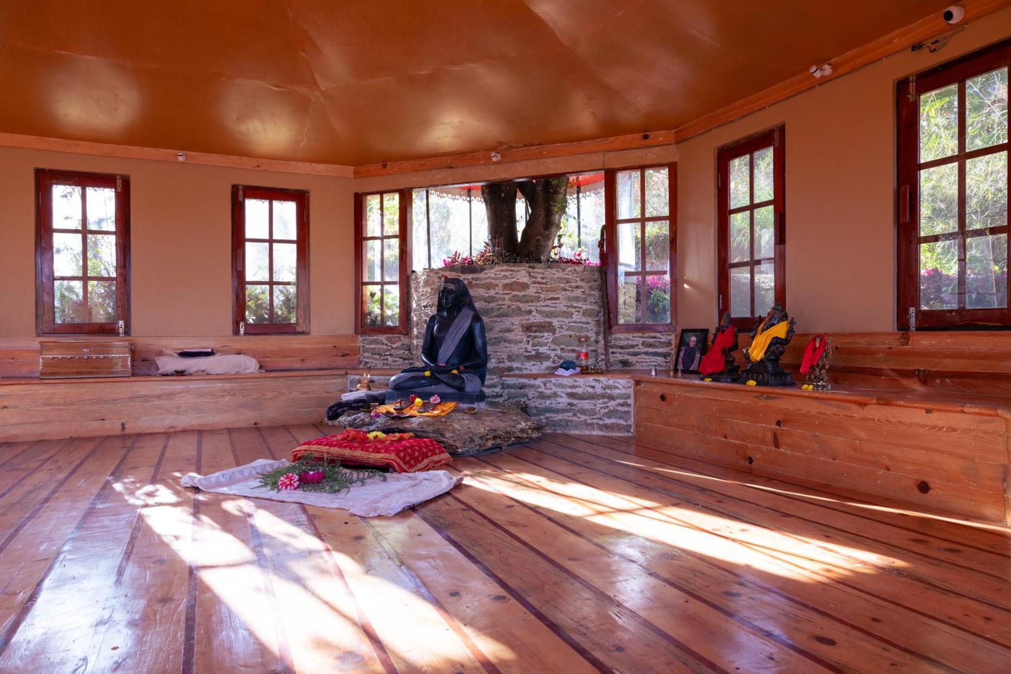 Dunagiri Retreat Dwarahat Luaran gambar